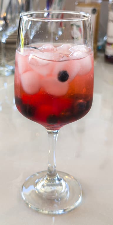 Soda de frutos rojos